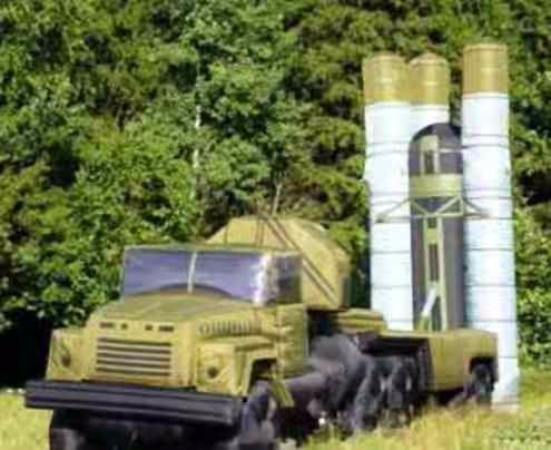 鹿寨军用大型导弹发射车